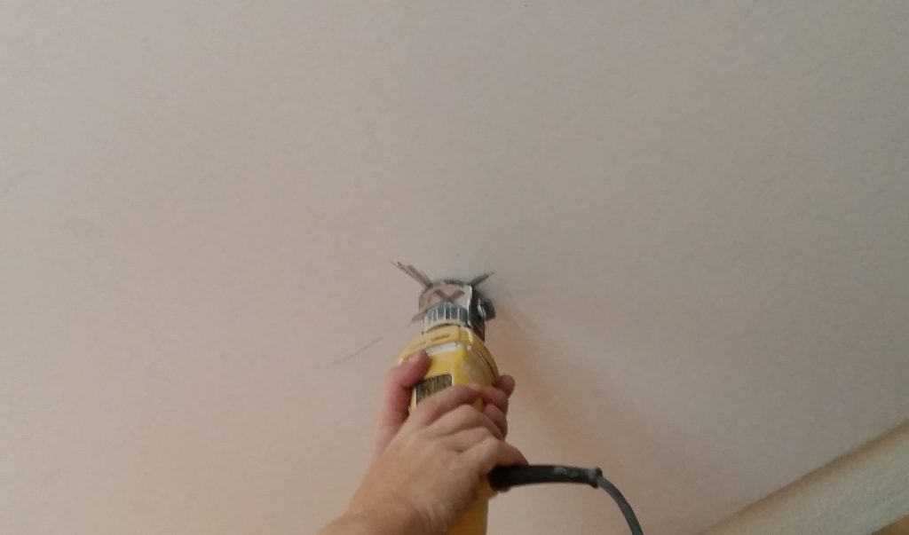 Router — Stabbing Router Through Mark